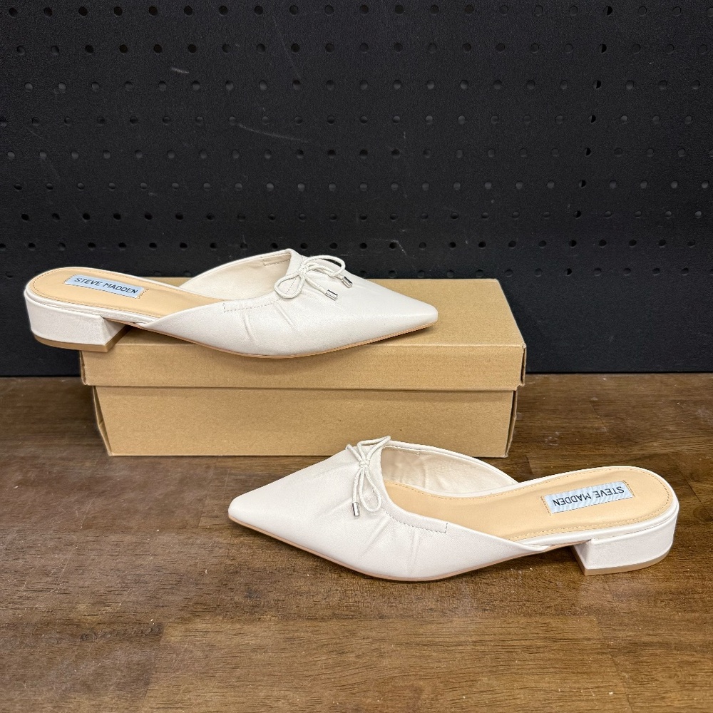 New W Box! Women's Steve Madden Lorrin Bone Cream Leather Slip On Mules Size 9.5